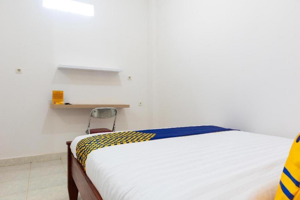 Spot On 2063 Bethania Residence Kupang  Esterno foto